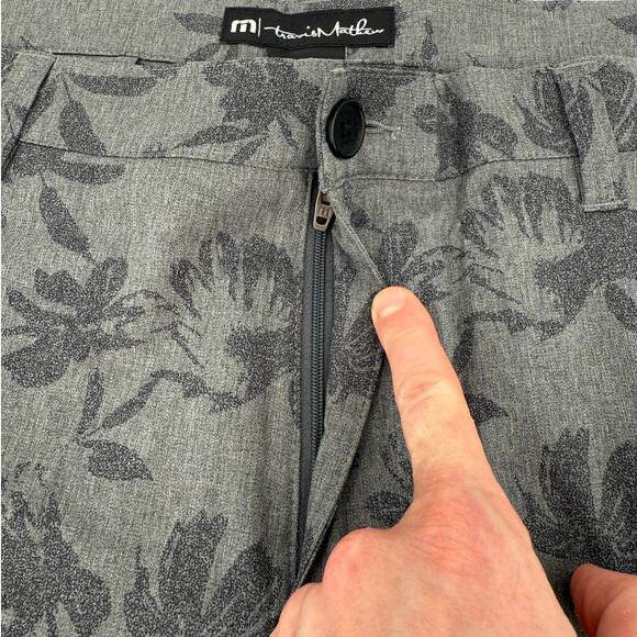 NWT Travis Mathew Inlet Heather Gray Floral Pinstripe Stretch Performance Shorts - Picture 8 of 11